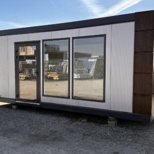 PAVILLON COMMERCIAL CONTENEUR, BUREAUX, ESPACE OUVERT 18,00 m²